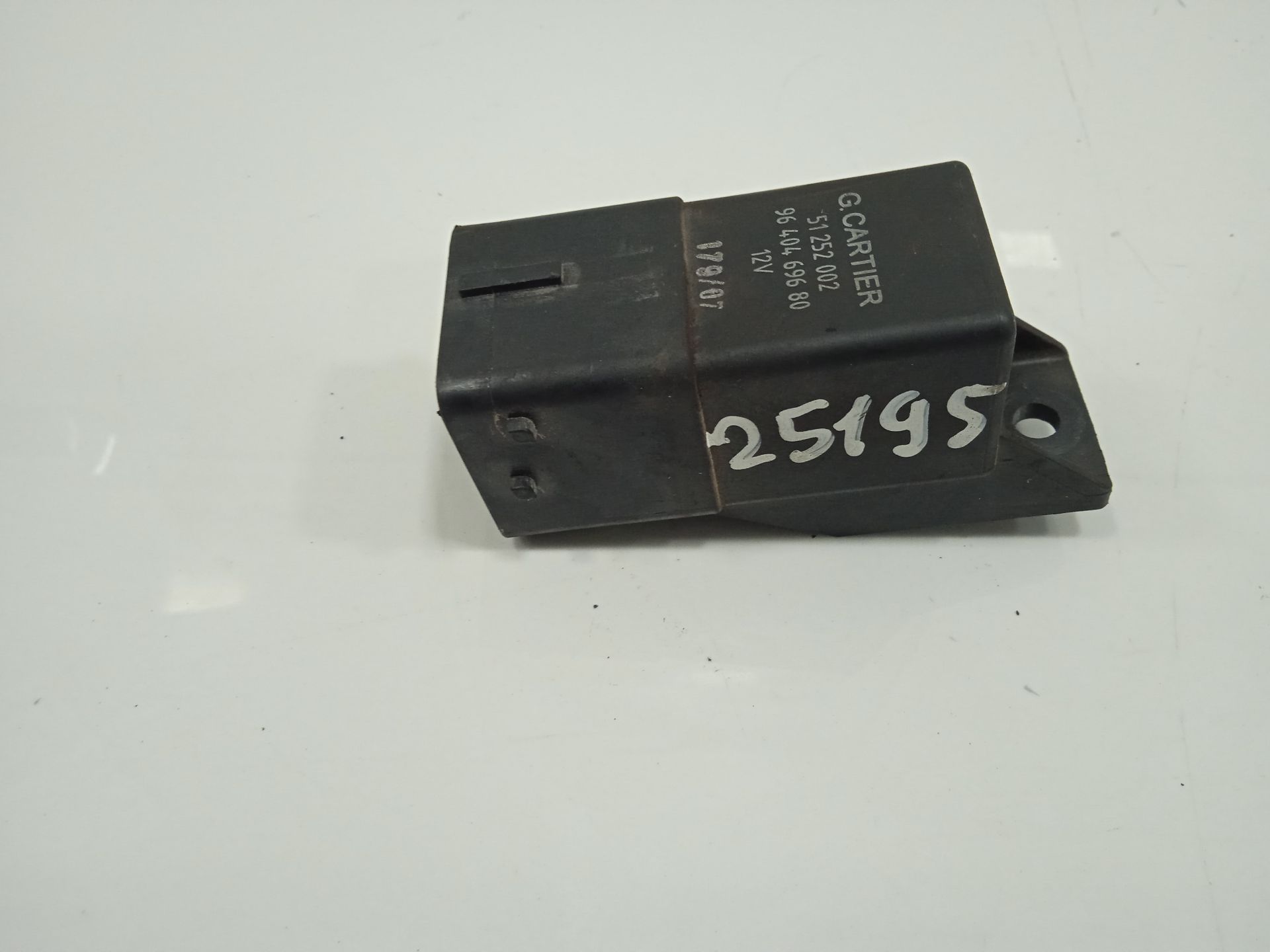 Caja precalentamiento peugeot 807 sr pack