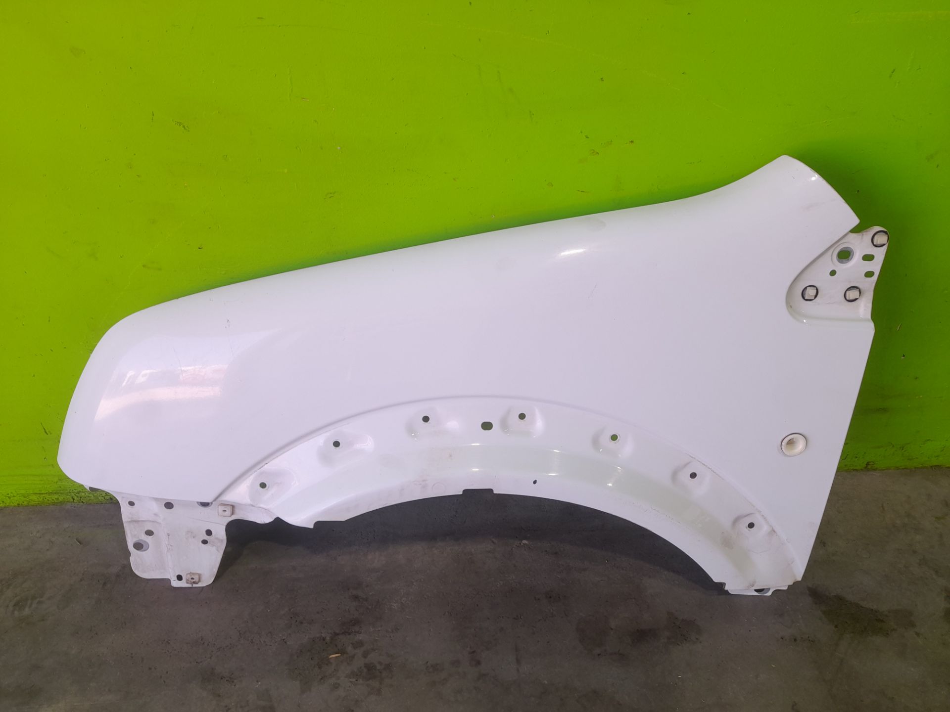 Aleta delantera izquierda ford tourneo connect (tc7) kombi corta (2009)