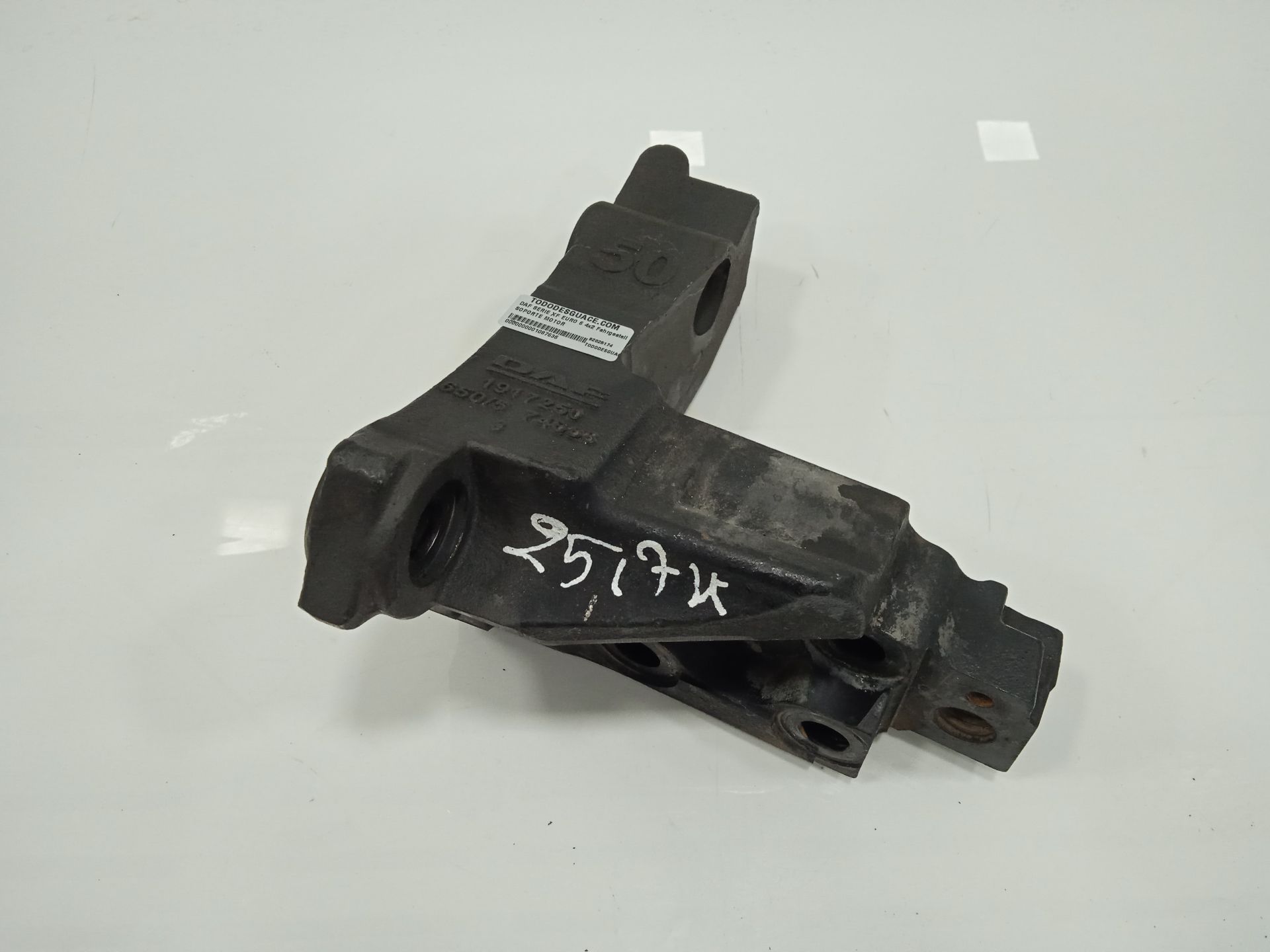 Soporte motor daf xf (euro 6) 4x2 fahrgestell spacecab