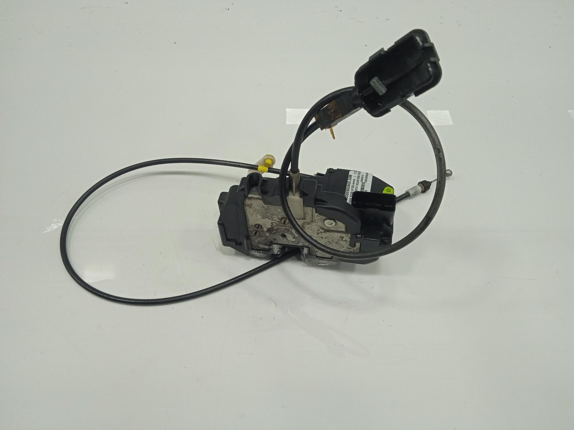 Cerradura puerta delantera izquierda nissan micra (k12e) acenta