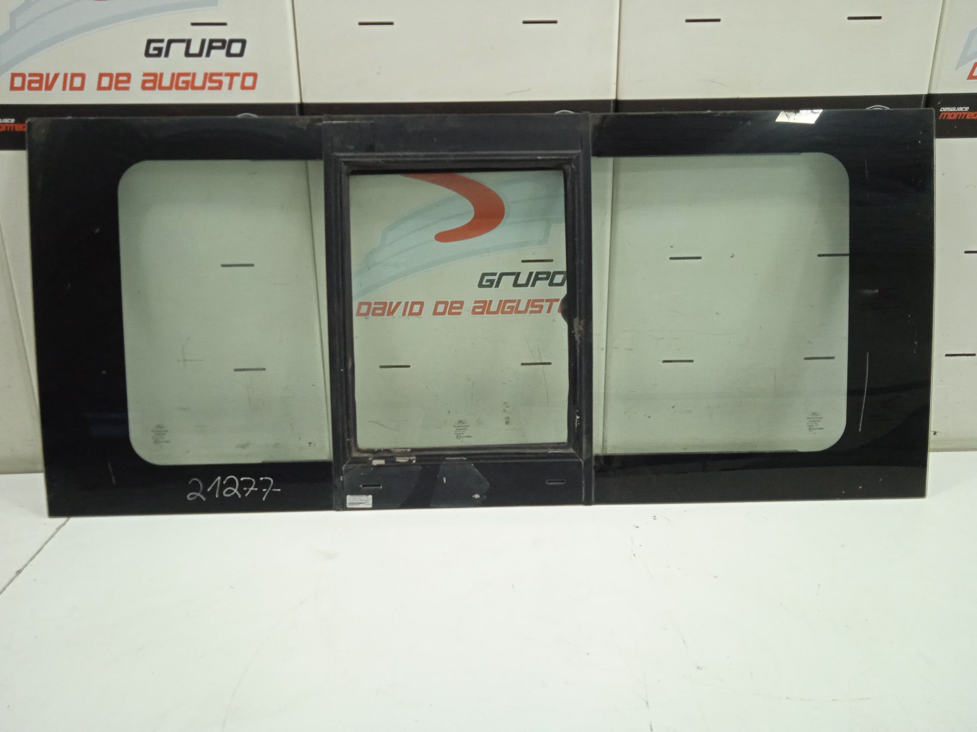 Luna custodia trasera derecha ford transit combi (tt9) ft 330 corto