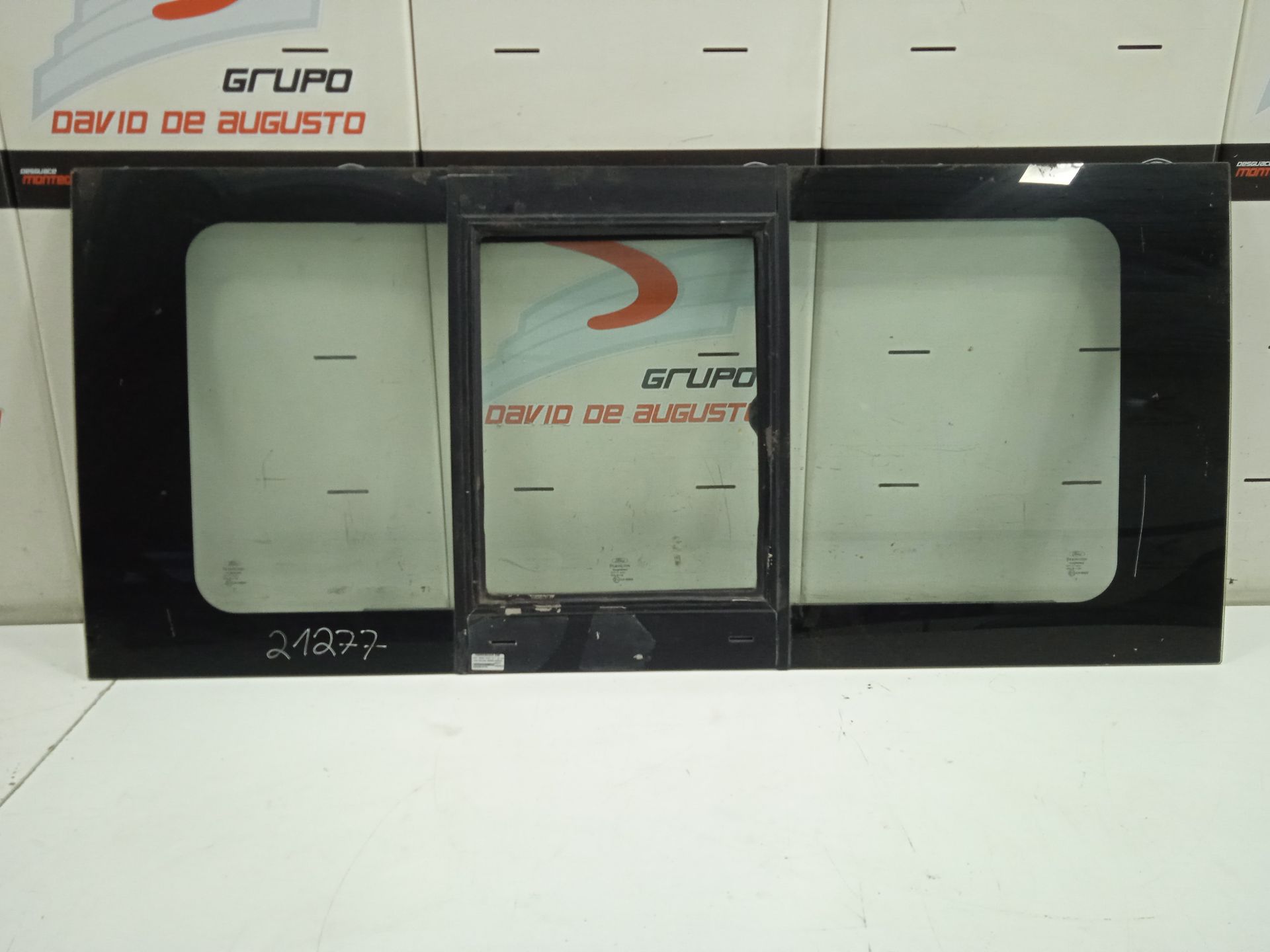 Luna custodia trasera derecha ford transit combi (tt9) ft 330 corto