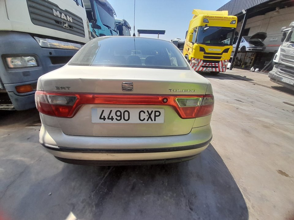Piloto trasero izquierdo seat toledo (1m2) signo