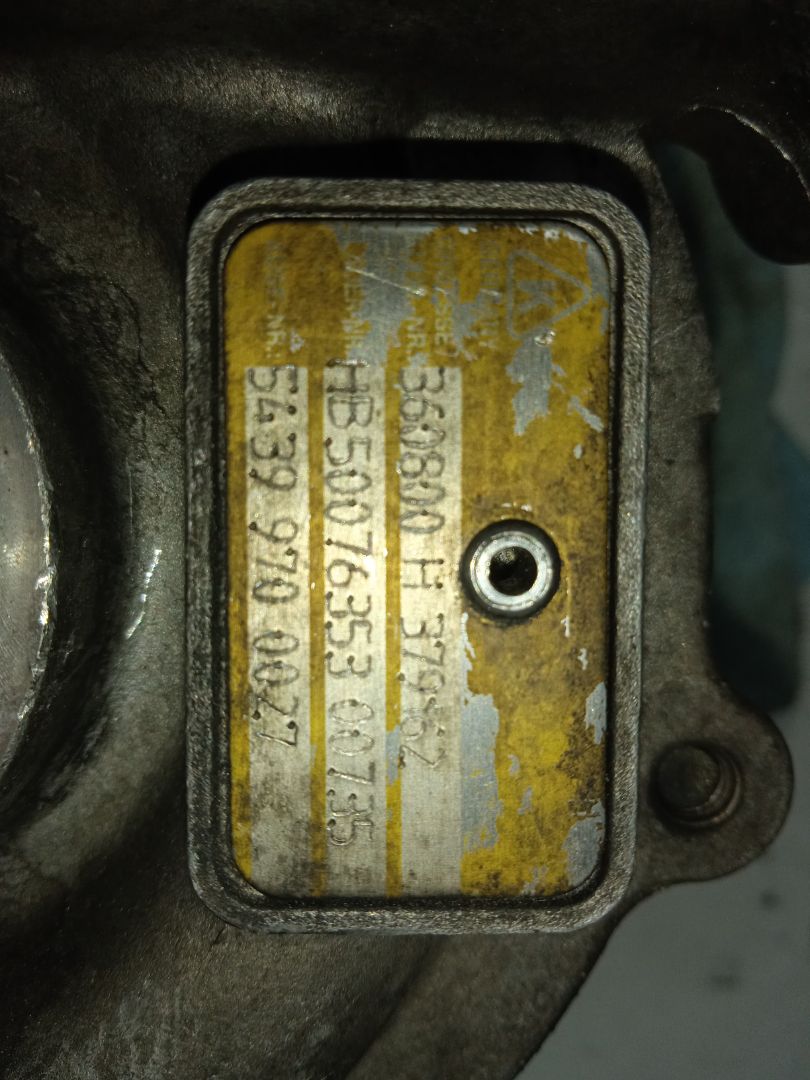 Turbocompresor renault  no identificado