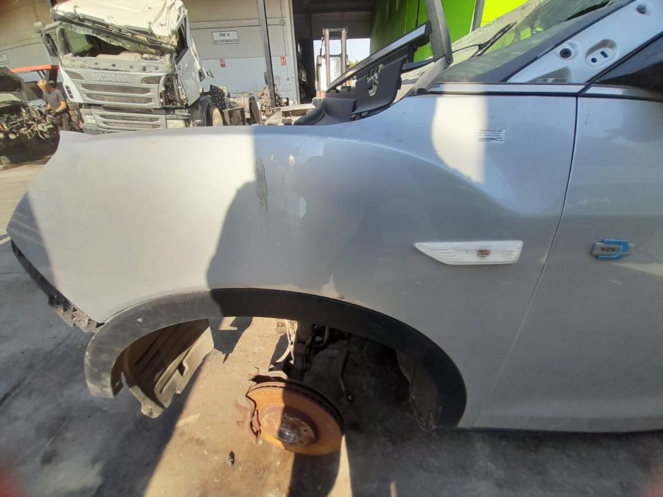 Aleta delantera izquierda ssangyong xlv premium 4x2