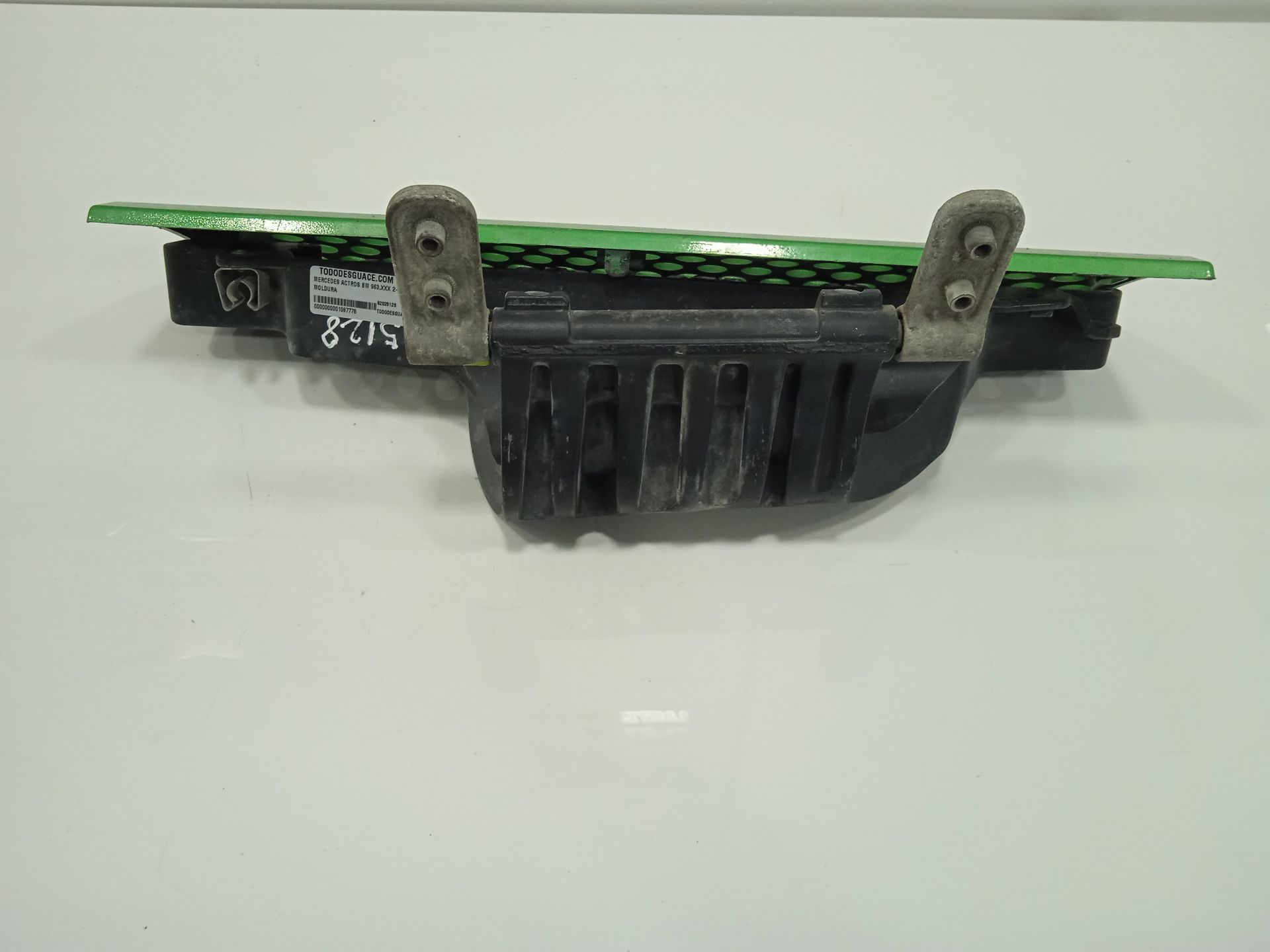 No identificado mercedes-benz actros 4 2-ejes bm 963 (2011) 