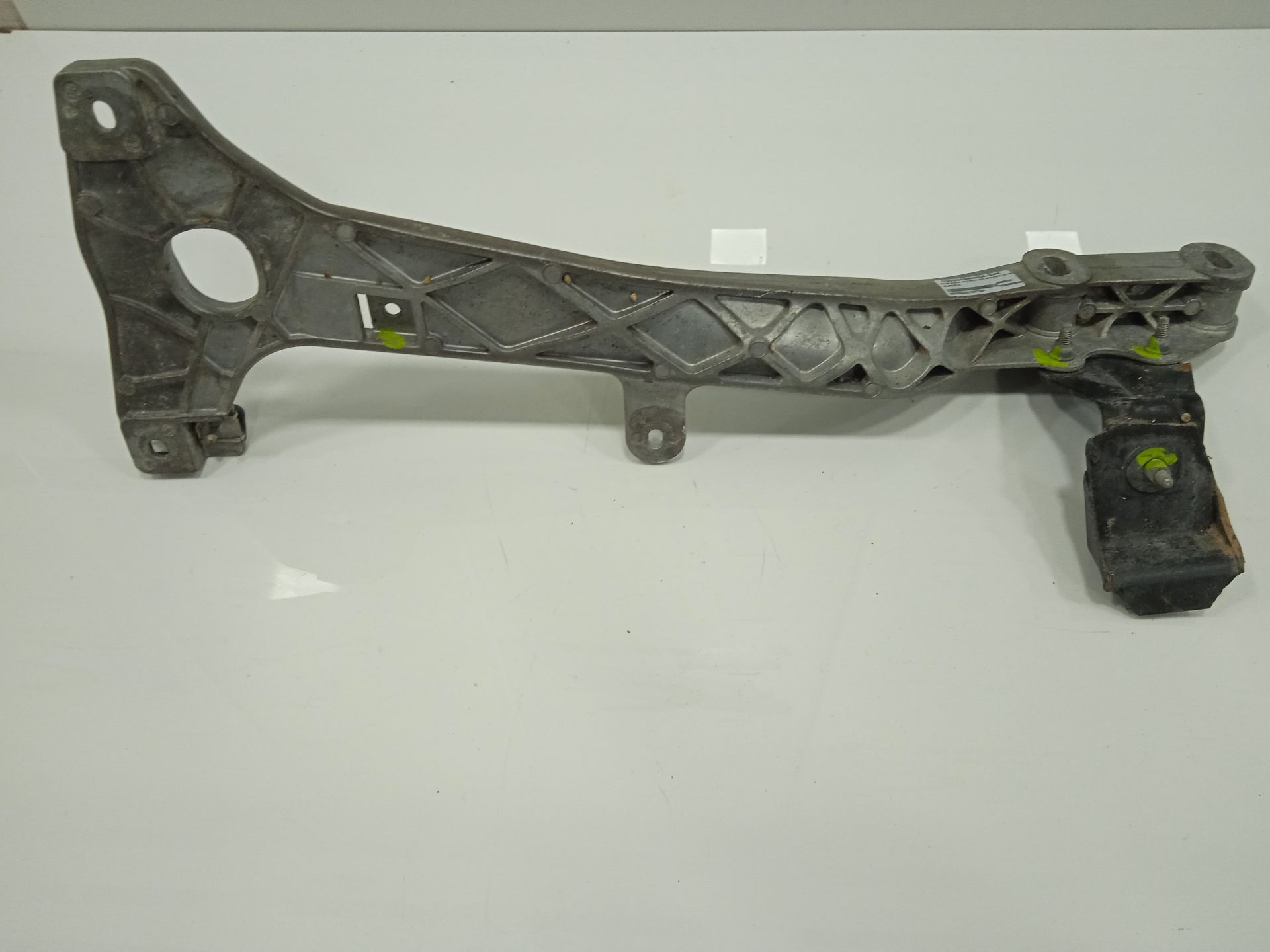 No identificado mercedes-benz actros 4 2-ejes bm 963 (2011) 