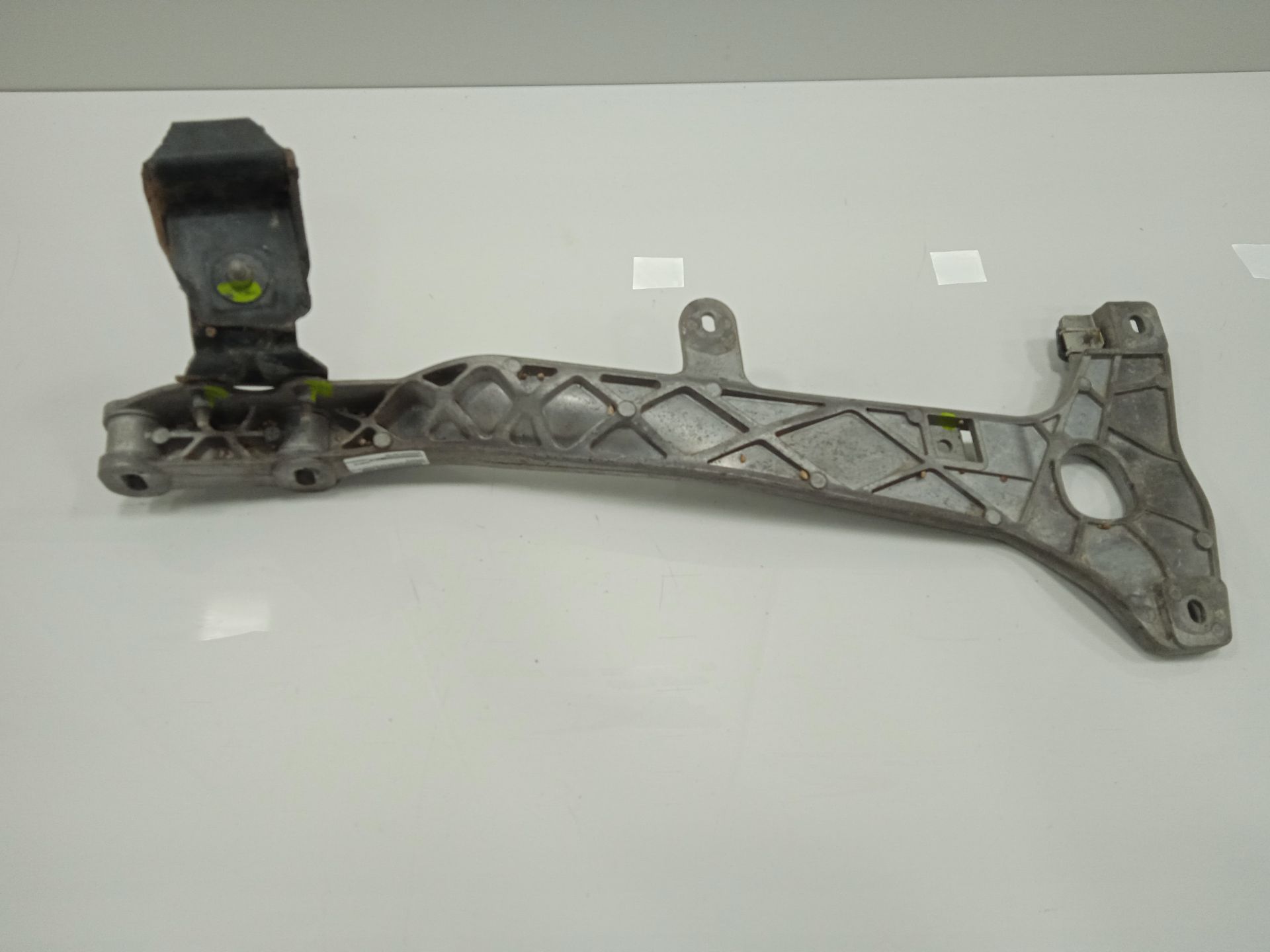 No identificado mercedes-benz actros 4 2-ejes bm 963 (2011) 