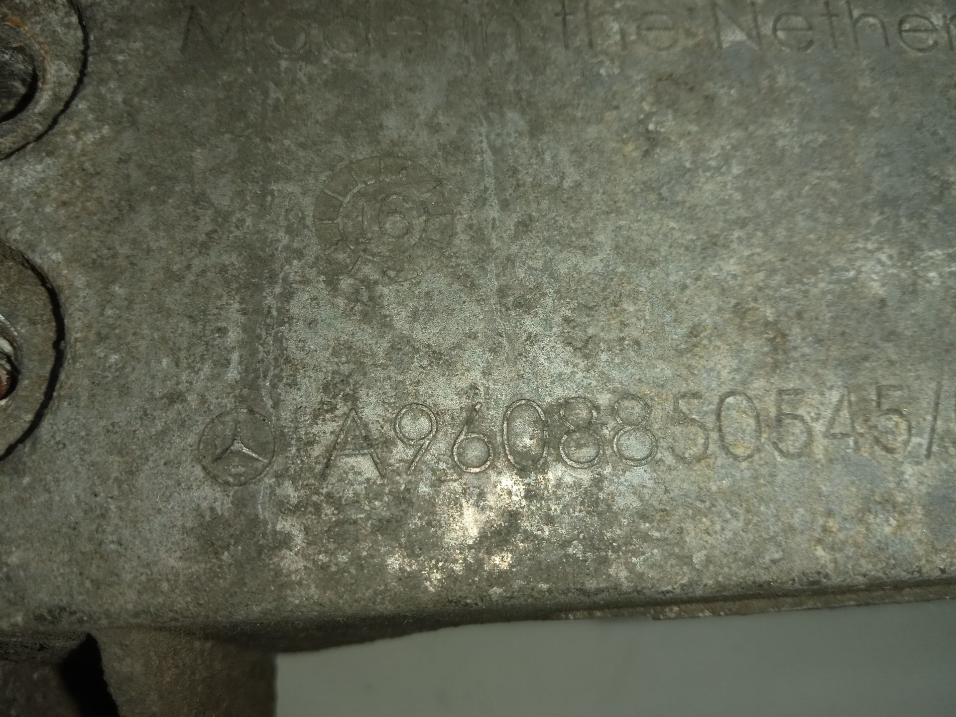 No identificado mercedes-benz actros 4 2-ejes bm 963 (2011) 18xx 4x2 sattelzugmaschine l b