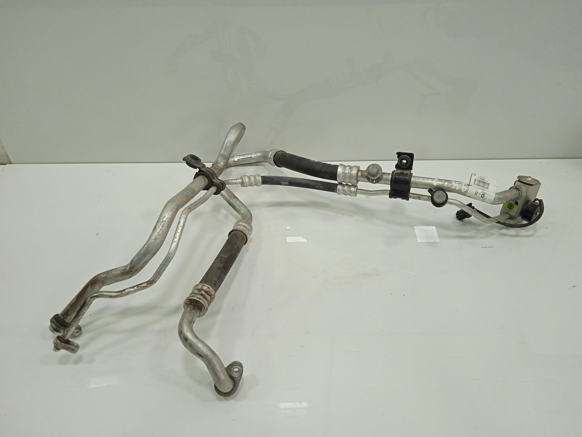 No identificado tesla model s basis