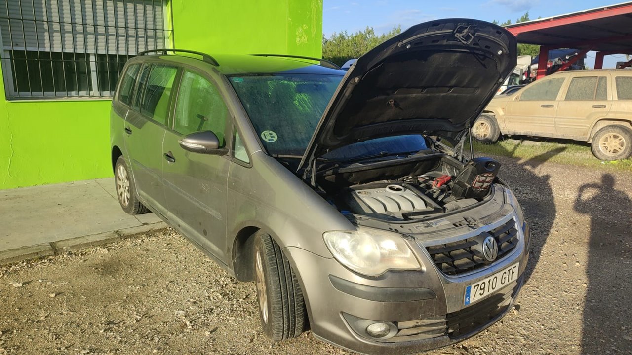 No identificado volkswagen touran (1t2) advance