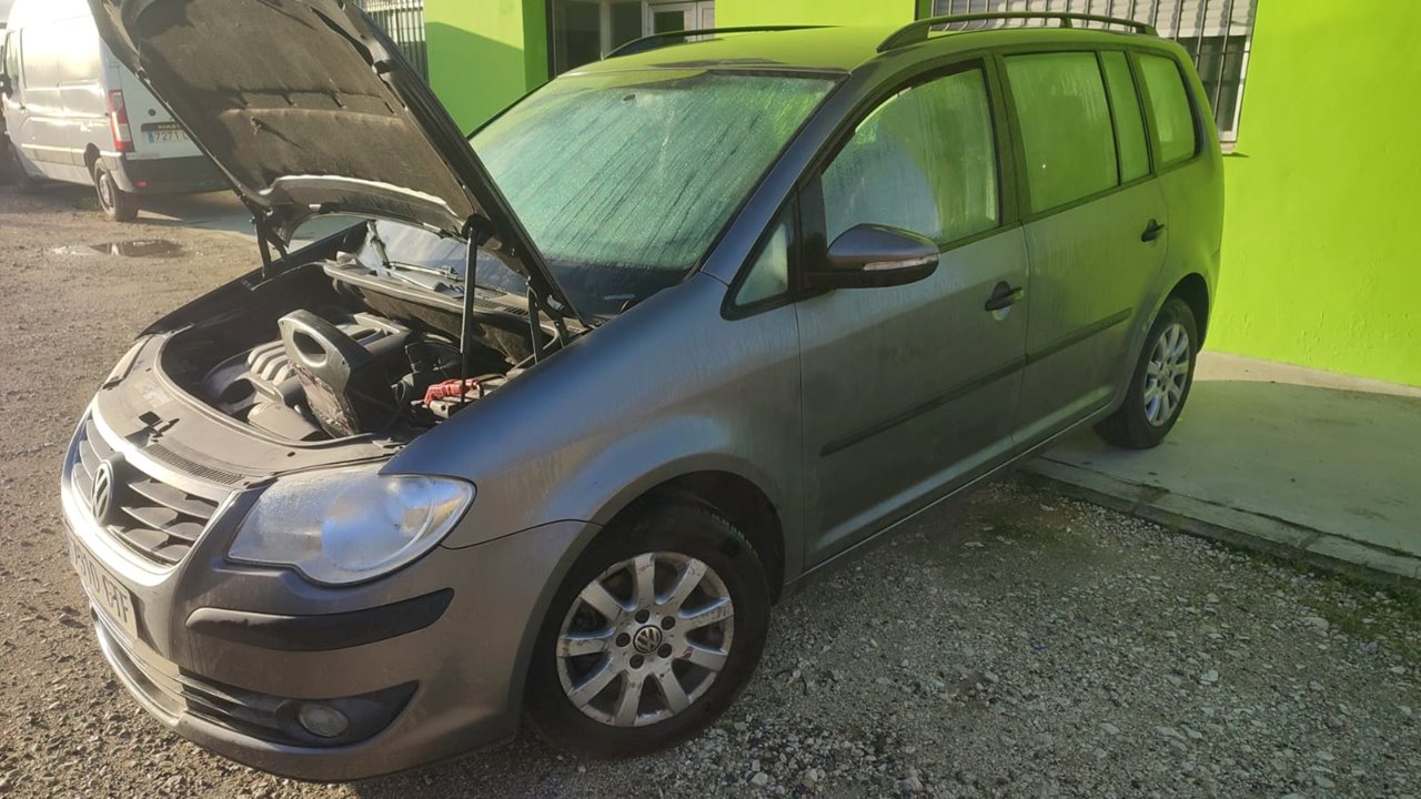 No identificado volkswagen touran (1t2) advance
