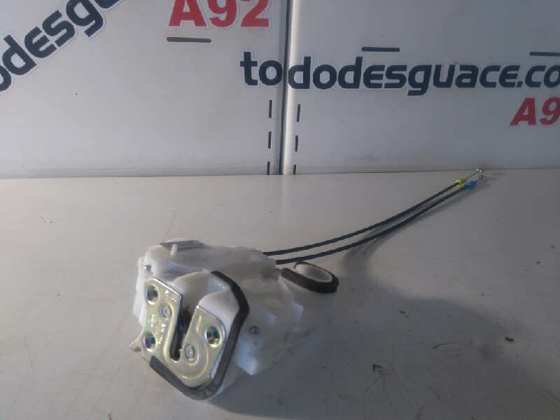 Cerradura puerta trasera derecha citroen c4 aircross exclusive plus 2wd