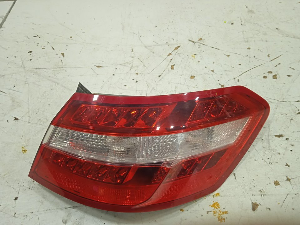 Piloto trasero derecho mercedes-benz clase e (bm 212) lim. 220 cdi blueefficiency (212.00