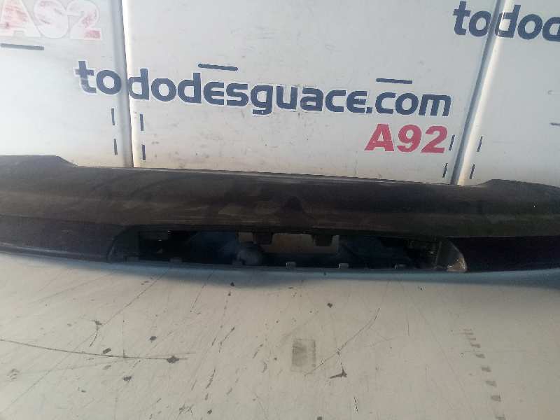 Aleron trasero ssangyong rodius xdi