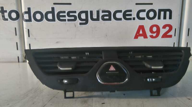 No identificado opel corsa e business