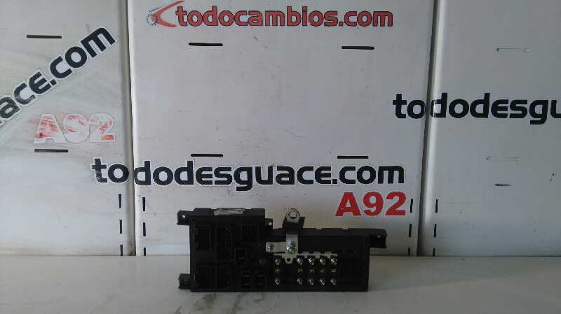 Caja reles / fusibles volvo s80 berlina 2.4 t