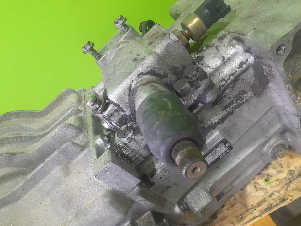 Caja cambios fpr   (typ 60 e 12) tráfico ur