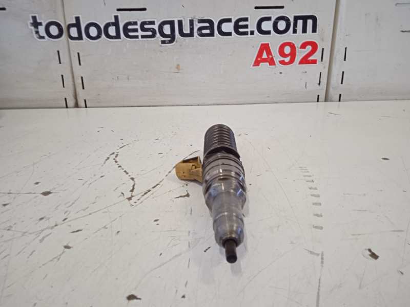 Inyector iveco stralis (as)(2002) 