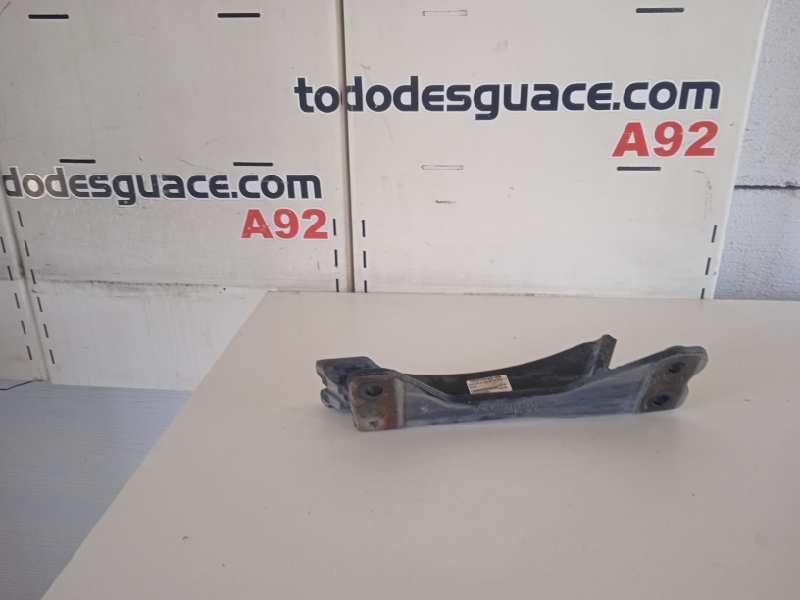 No identificado mercedes-benz actros 4 3-ejes bm 963 (2011) 25xx 6x2 szm l bigspace