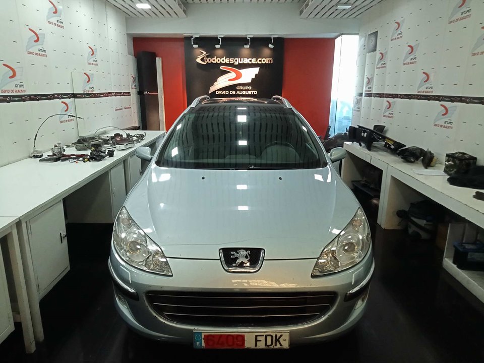 Caja reles / fusibles peugeot 407 sw premium