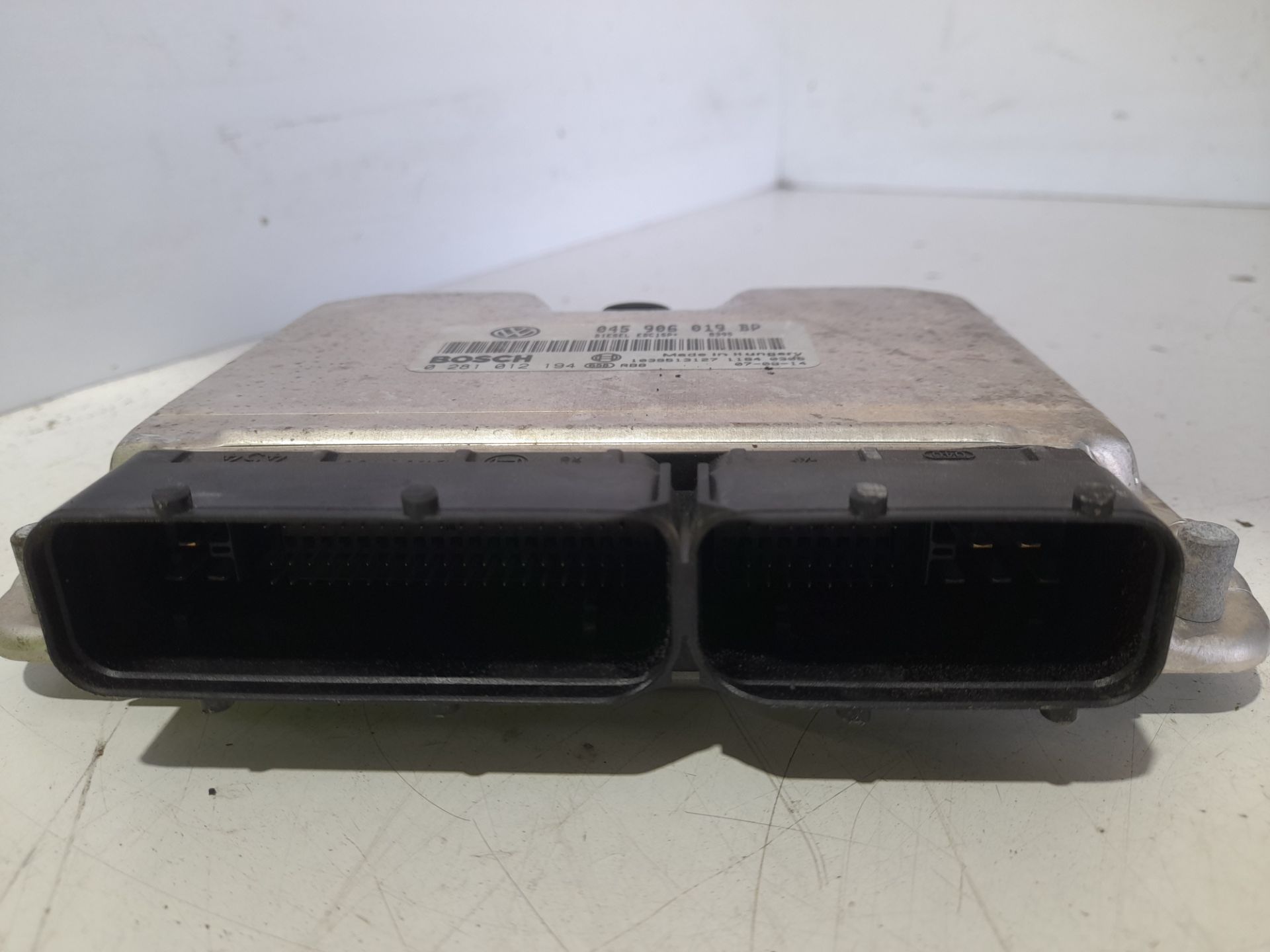 Centralita motor uce volkswagen polo iv (9n3) advance