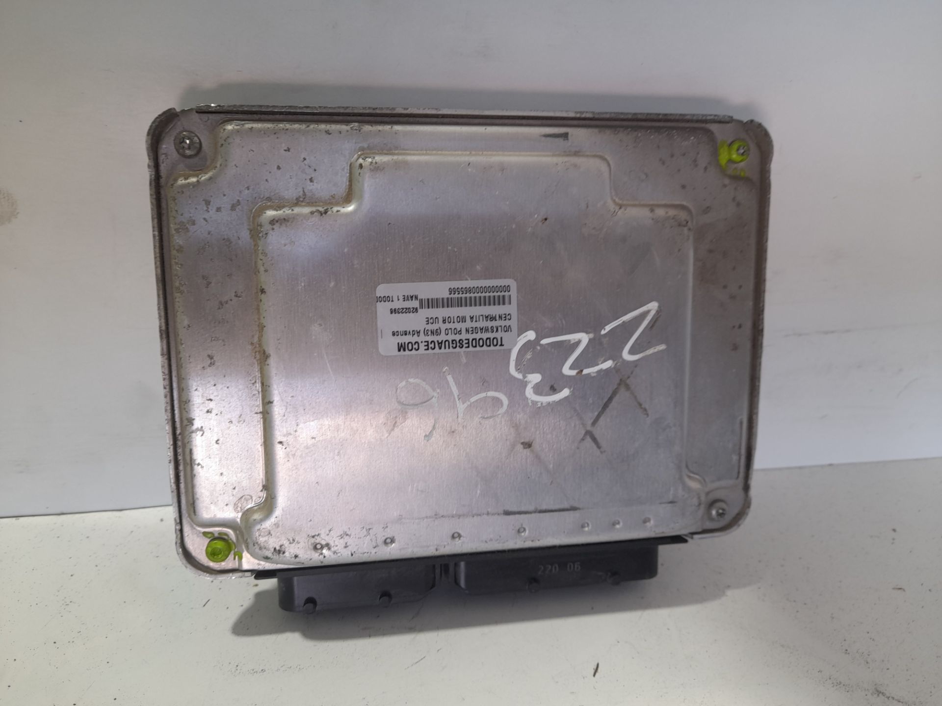 Centralita motor uce volkswagen polo iv (9n3) advance