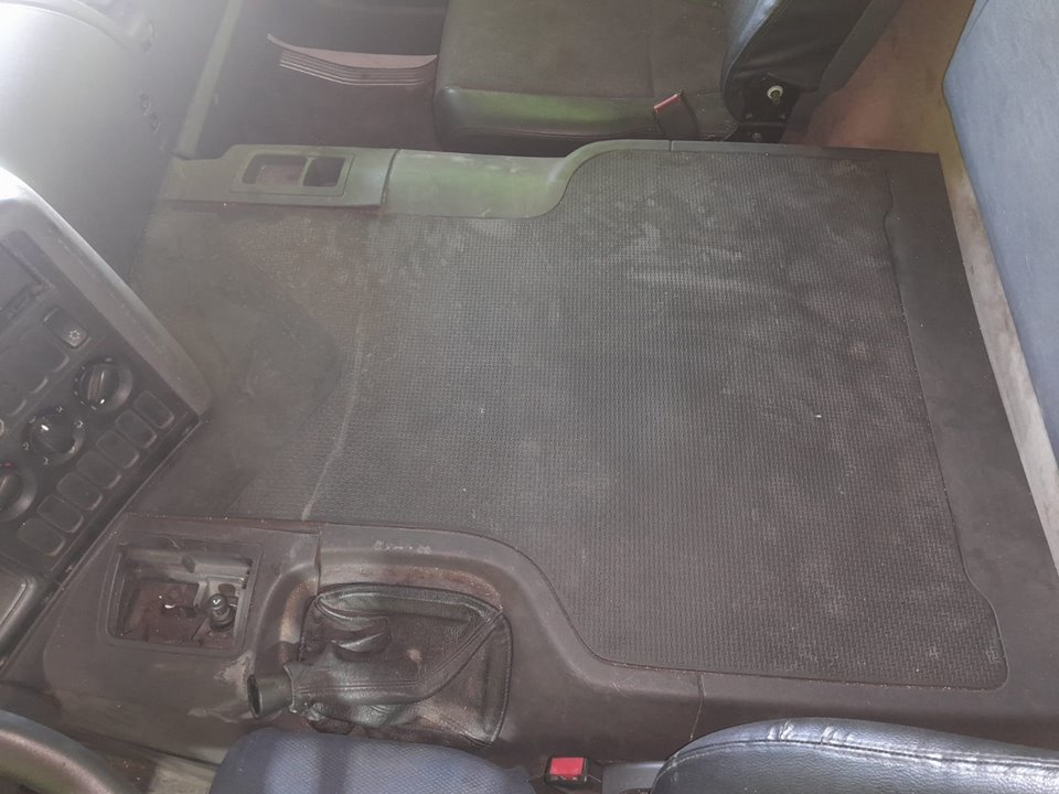 No identificado scania baureihe c-klasse pgr (2004) fki p230 (4x4) largo cp 19 b