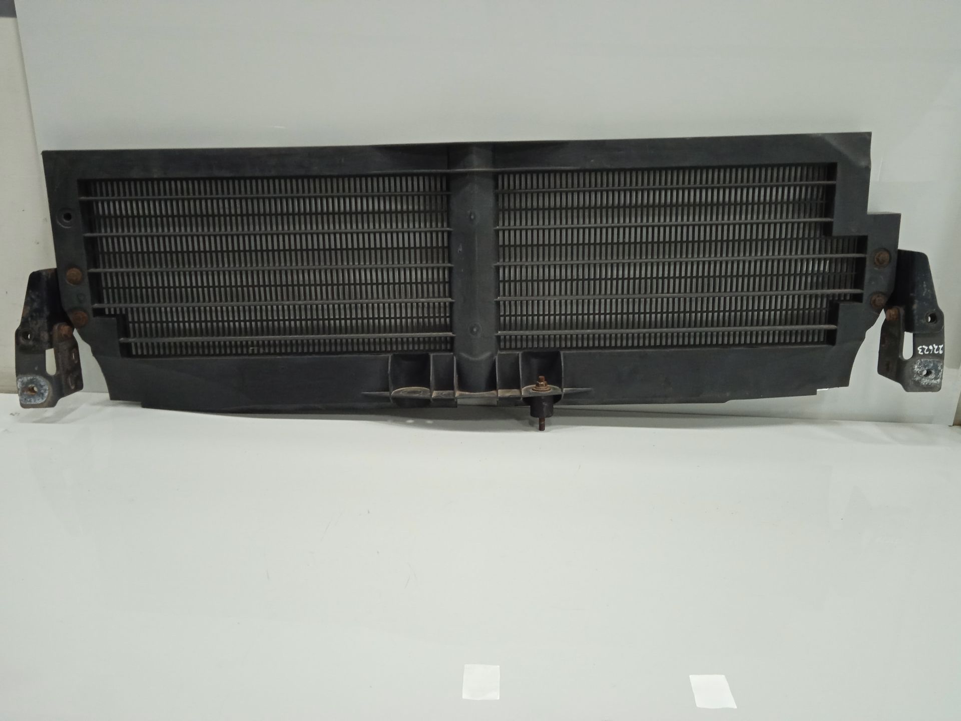 No identificado mercedes-benz actros 4 2-ejes bm 963 (2011) 18xx 4x2 sattelzugmaschine l b
