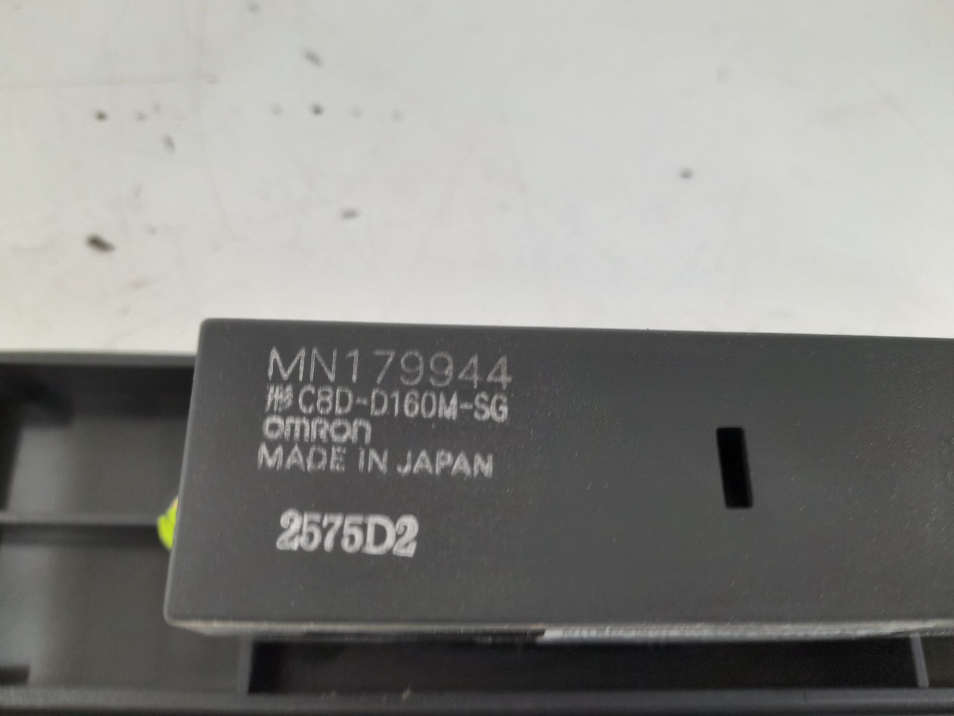 Mando elevalunas delantero derecho mitsubishi montero sport (k90) 2.5 tdi intense