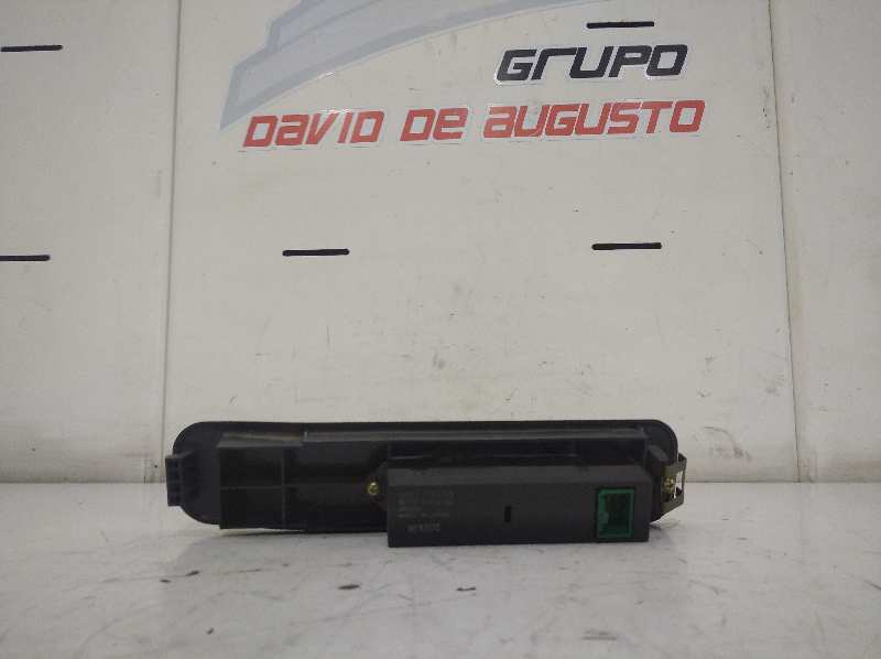 Mando elevalunas delantero derecho mitsubishi montero sport (k90) 