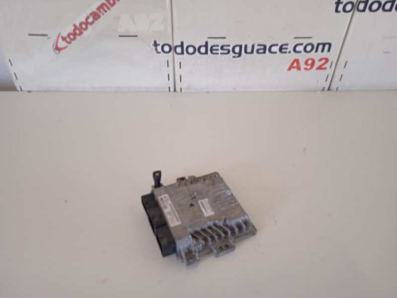 Centralita motor uce ford focus berlina (cb8) titanium