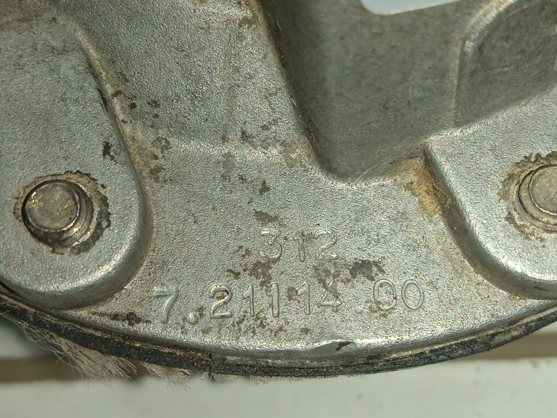 Polea 1.6 16v techo metálico superlu