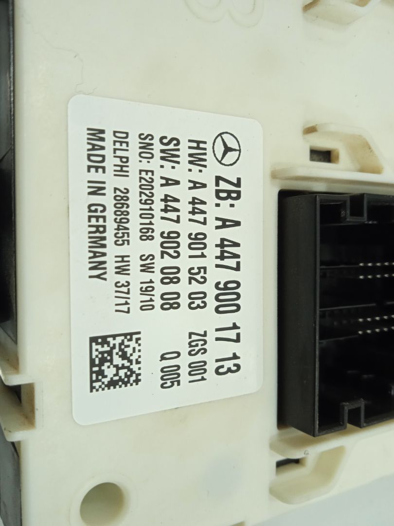 Modulo electronico mercedes-benz eqv -clase (447) 