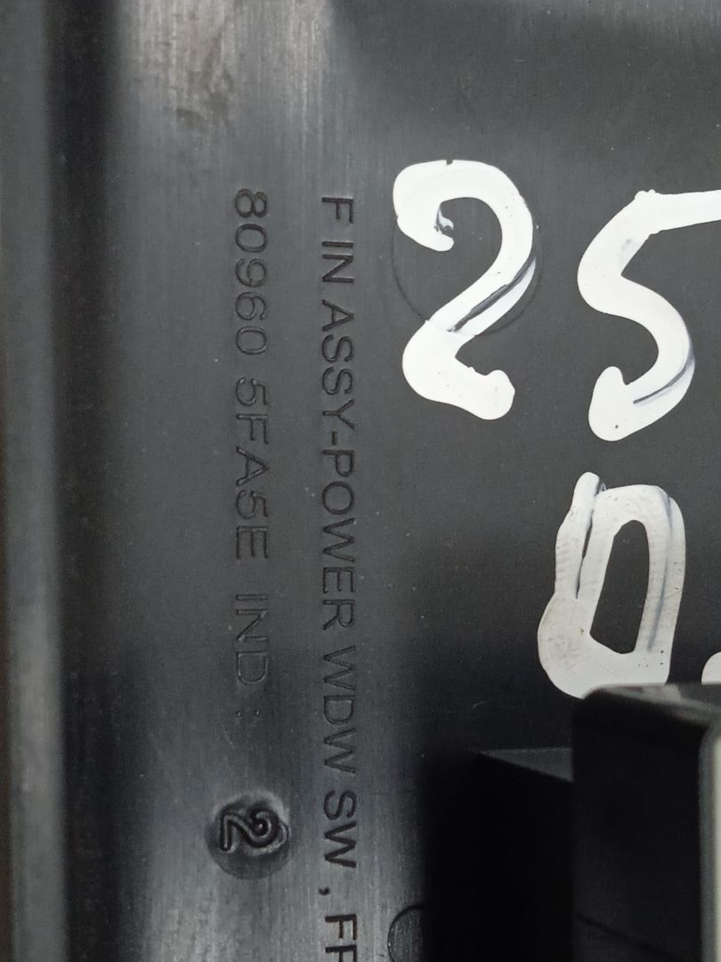 Mando elevalunas delantero derecho nissan micra (k14) acenta
