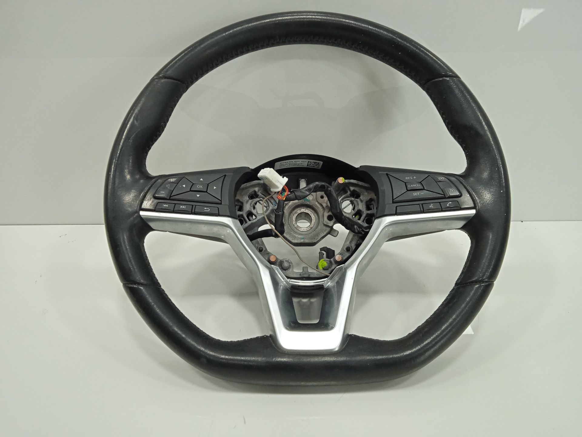Volante nissan micra (k14) acenta