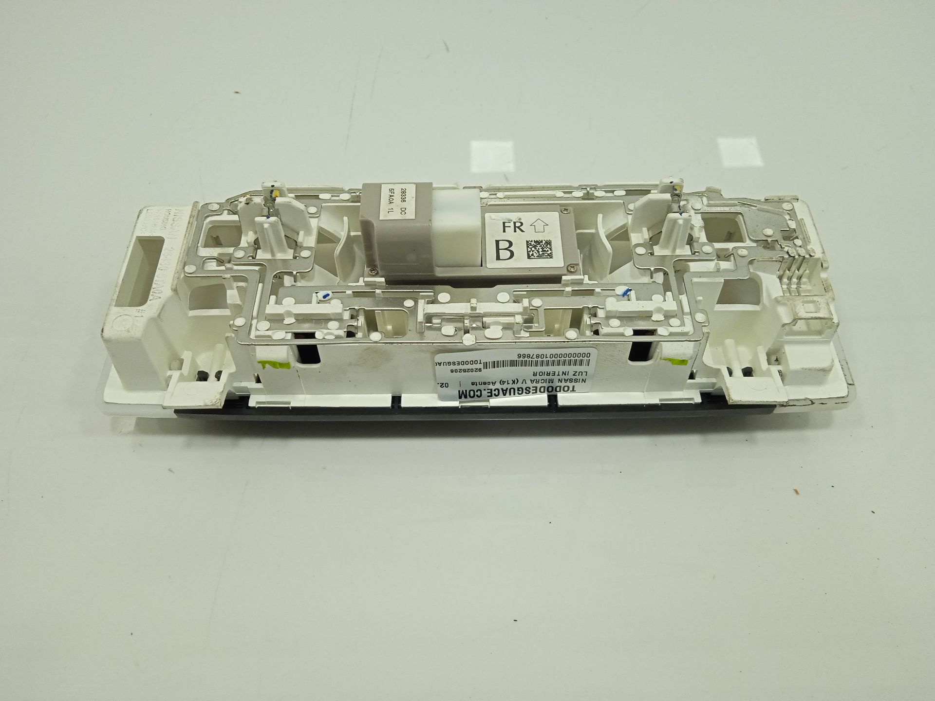 Luz interior nissan micra (k14) acenta