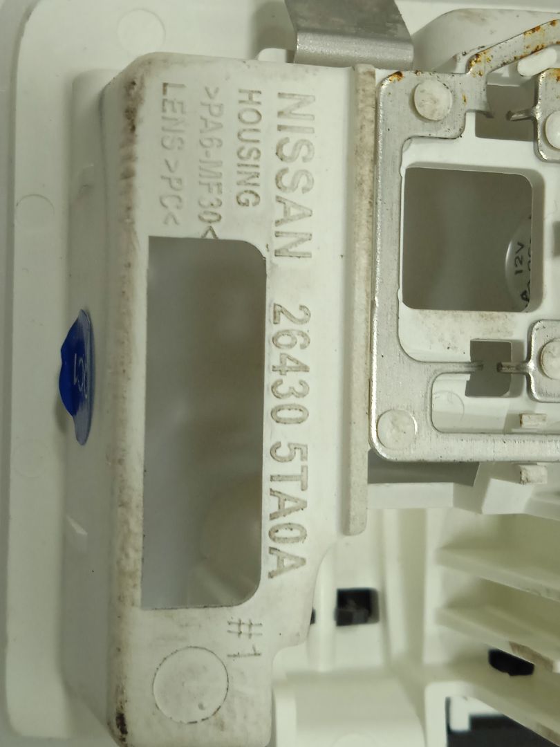 Luz interior nissan micra (k14) acenta