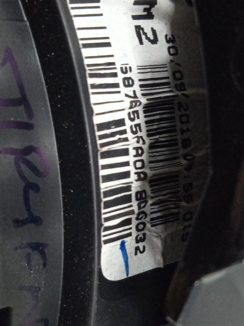Aireador izquierdo nissan micra (k14) acenta