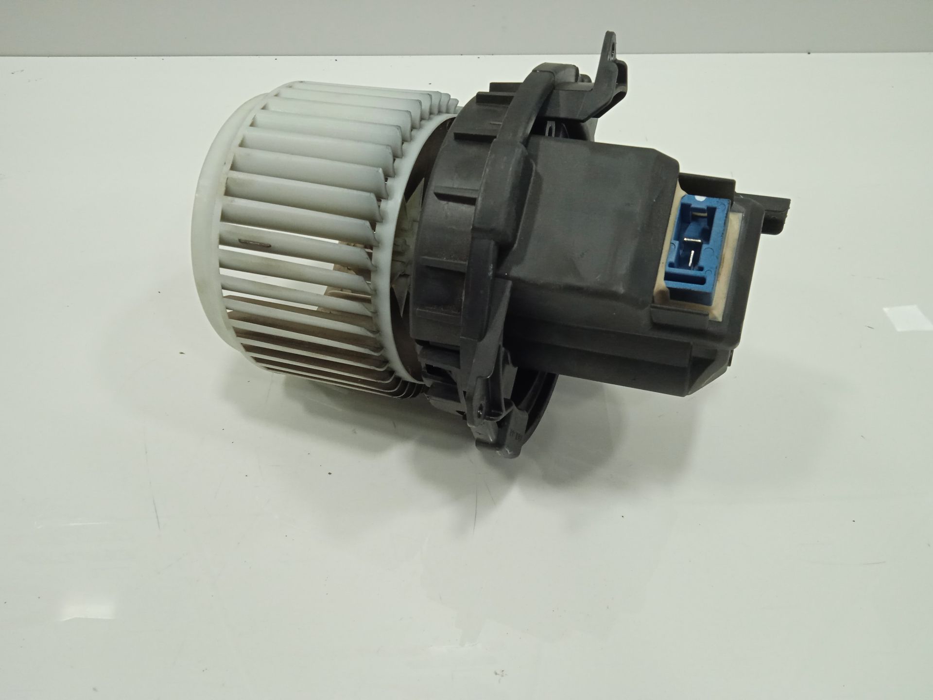 Motor calefaccion nissan micra (k14) acenta