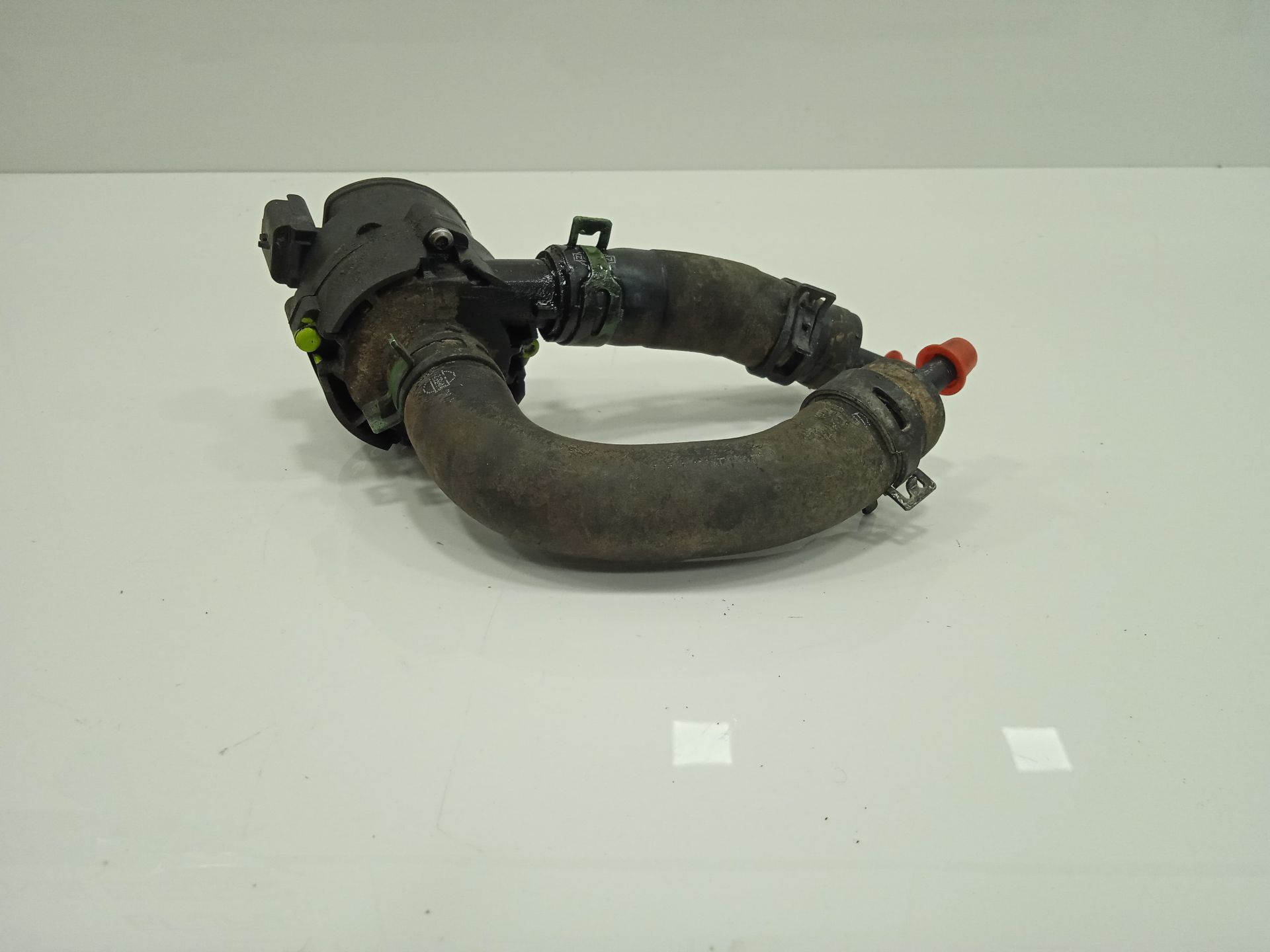 Bomba agua nissan micra (k14) acenta