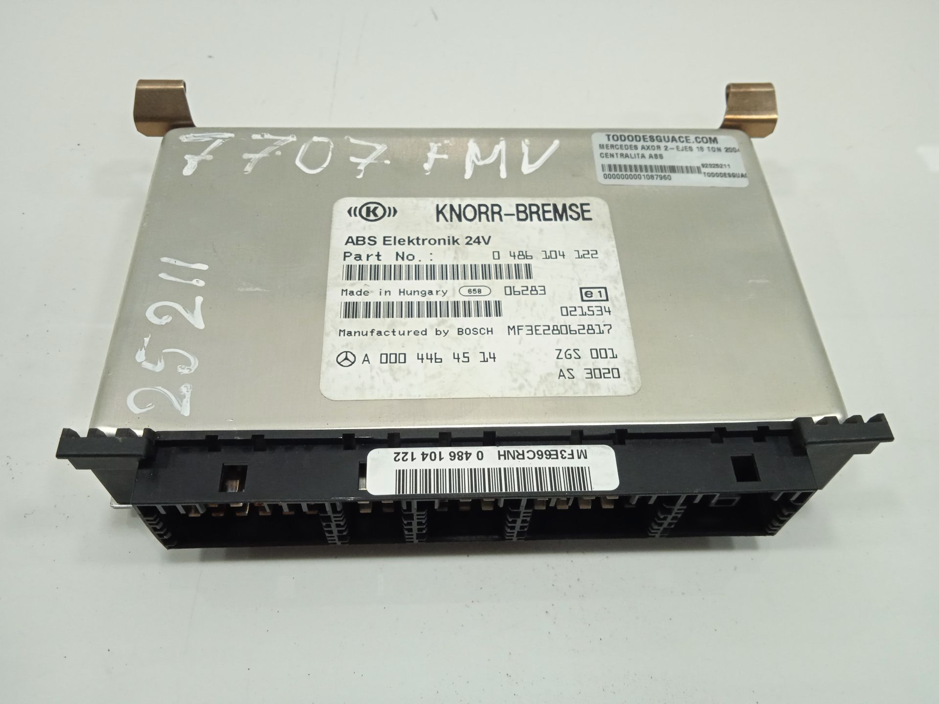 Centralita abs mercedes-benz axor 2 cr 2-ejes 18 t bm 944 95024 (2004) 