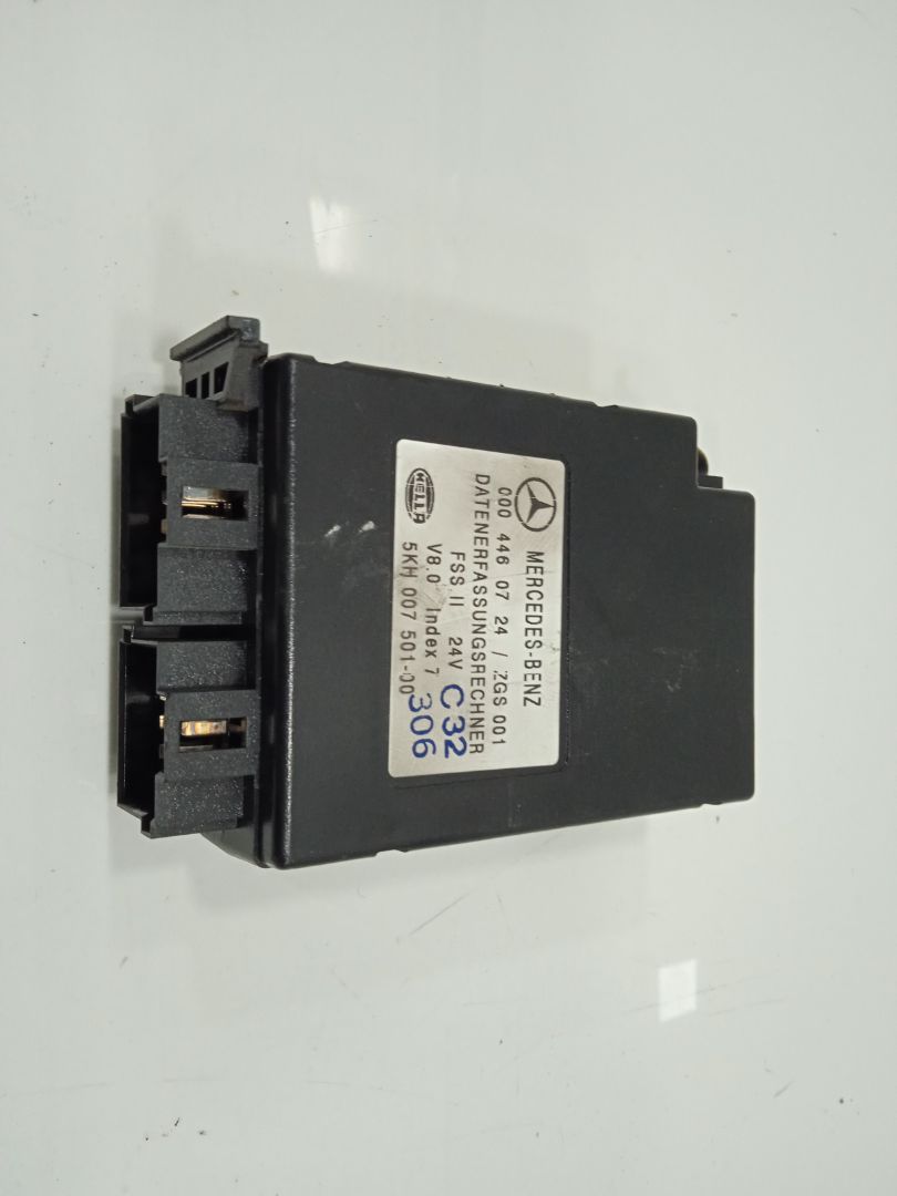 Modulo electronico mercedes-benz axor 2 cr 2-ejes 18 t bm 944 95024 (2004) 