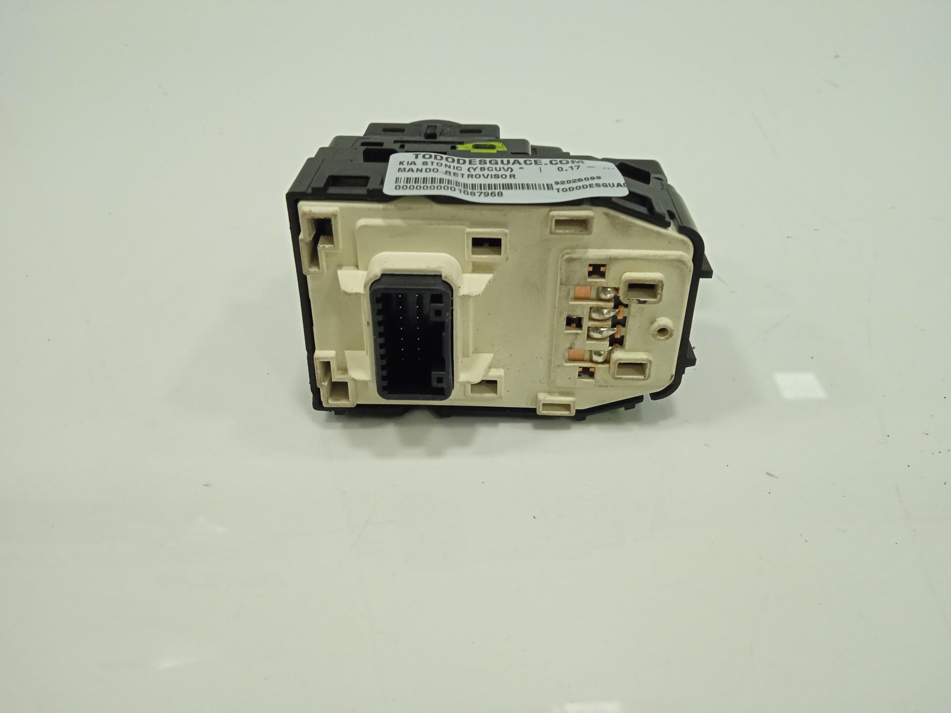 Mando retrovisor kia stonic (ybcuv) 