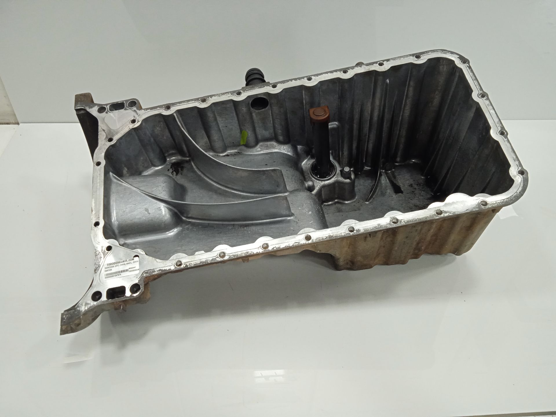 Carter mercedes-benz vito basic-kombi (639) 111  cdi  compacto  (639.601)