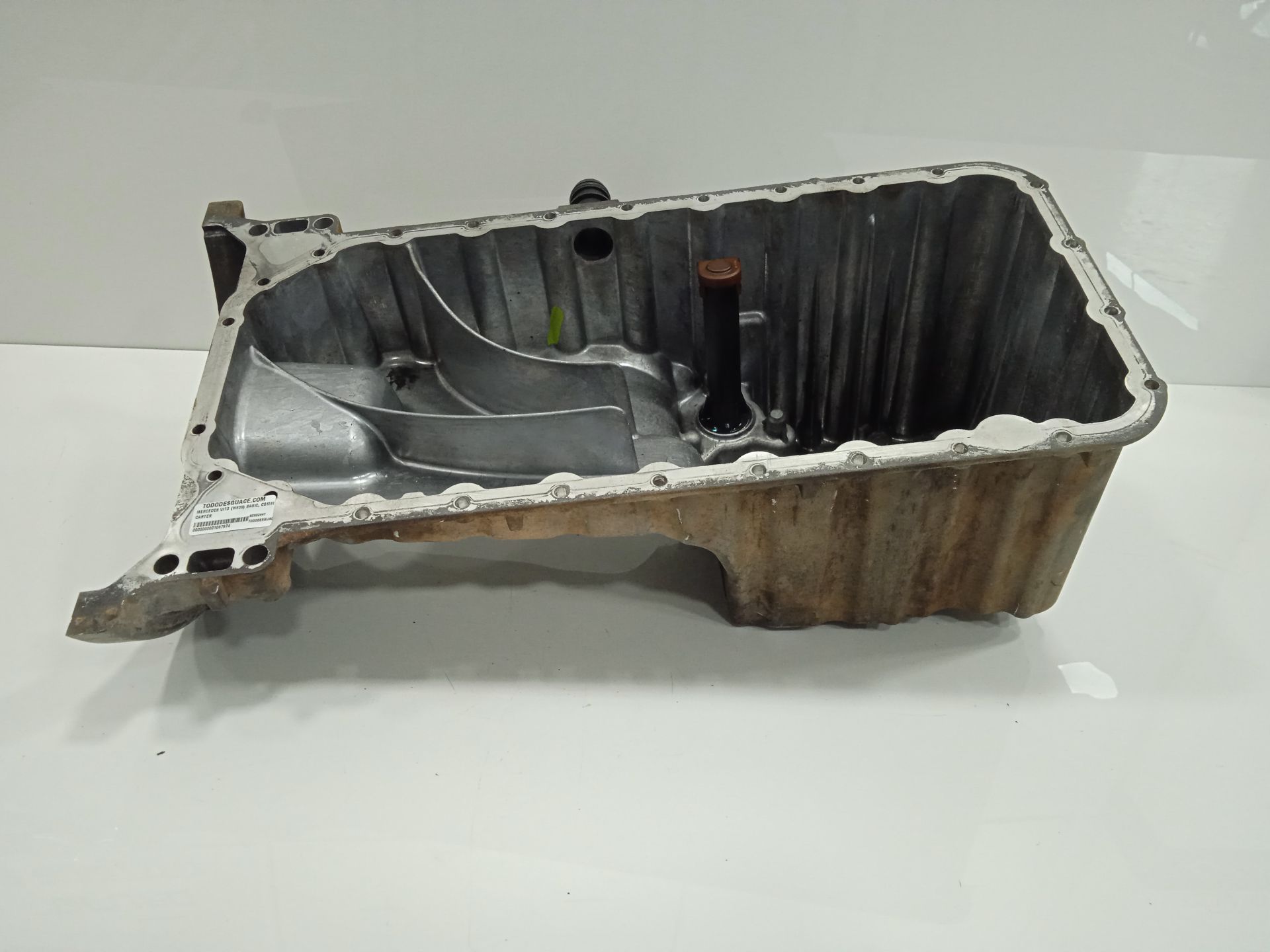 Carter mercedes-benz vito basic-kombi (639) 111  cdi  compacto  (639.601)