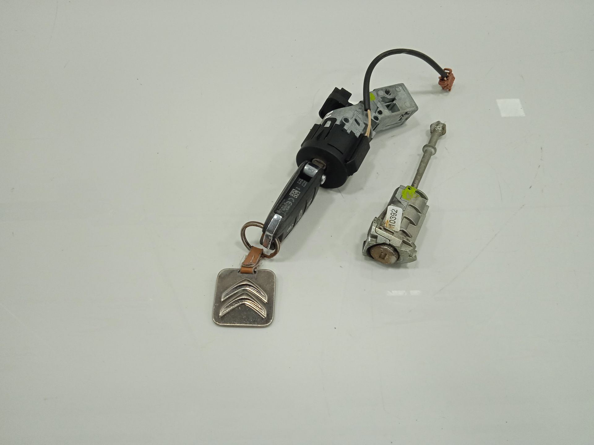 Antirrobo / llave contacto feel