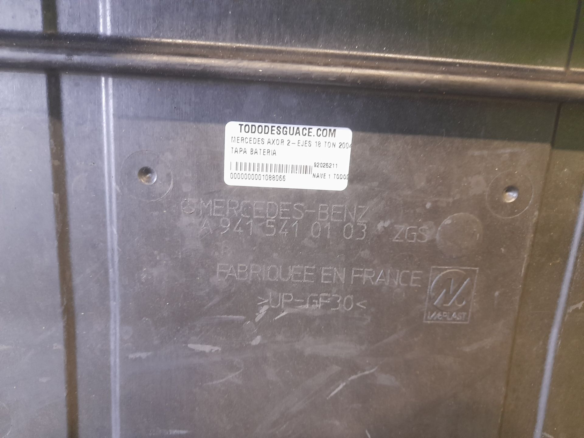 No identificado mercedes-benz axor 2 cr 2-ejes 18 t bm 944 95024 (2004) 