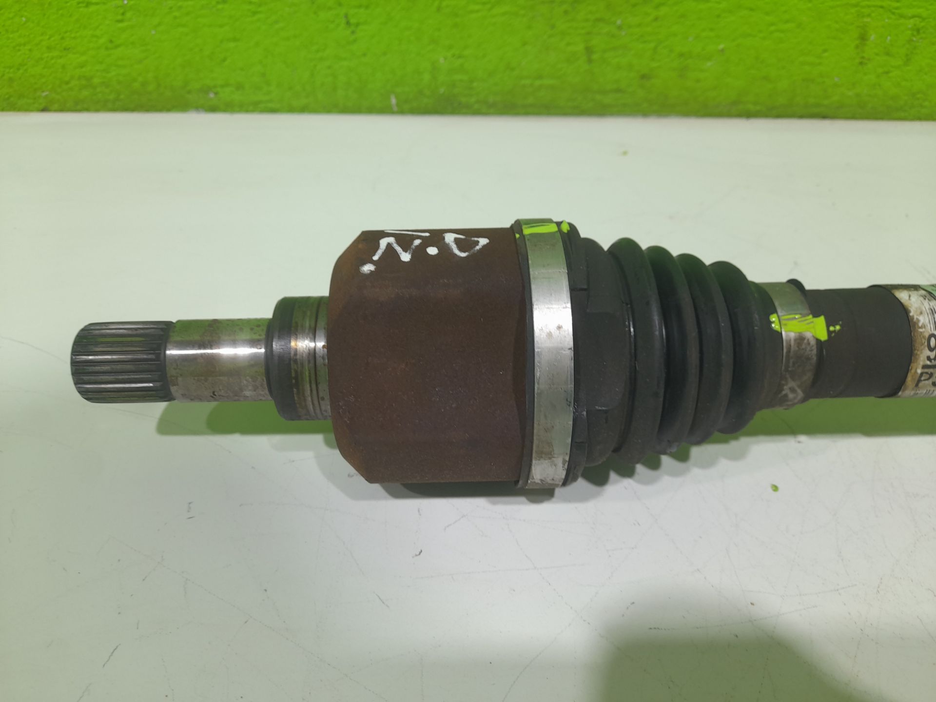 Transmision delantera izquierda l1