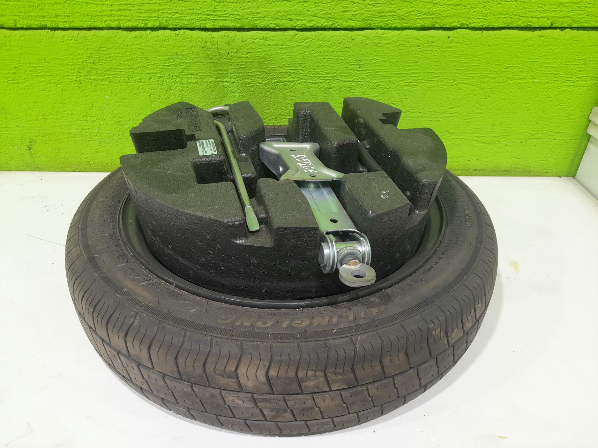 Rueda de repuesto nissan micra (k14) acenta